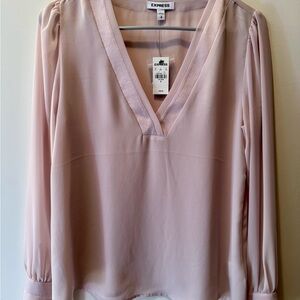 Express Women's Blush V-Neck Top